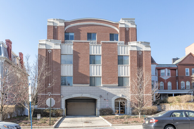 25 Duncan Ave in Jersey City, NJ - Foto de edificio - Building Photo