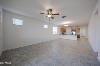 8722 W Pasadena Ave in Glendale, AZ - Building Photo - Building Photo