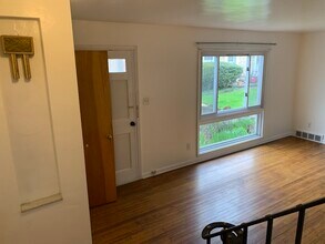 5 Mount Royal Ct in Pittsburgh, PA - Foto de edificio - Building Photo