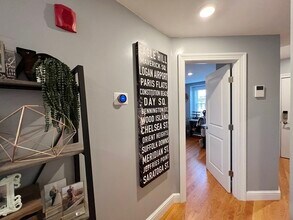 214 E Eagle St in Boston, MA - Building Photo - Building Photo