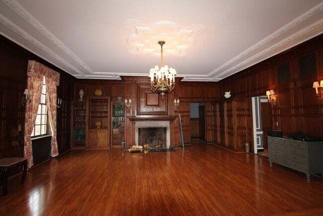 16 Balmoral St in Andover, MA - Building Photo - Building Photo