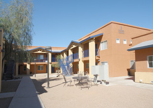 Wings of Freedom Apartments in Tucson, AZ - Building Photo - Building Photo