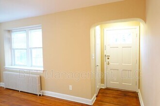 8109 Greenwood Ave in Takoma Park, MD - Building Photo - Building Photo