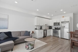 1113 Lemon St in Philadelphia, PA - Building Photo