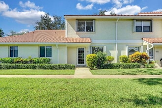 6372 Boca Cir in Boca Raton, FL - Building Photo - Building Photo