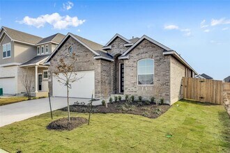 12513 Toucan Trail in Manor, TX - Building Photo - Building Photo