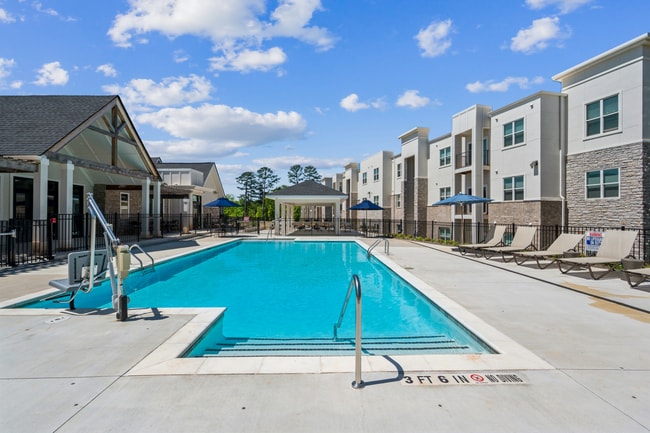 Fairview Terrace in Ellenwood, GA - Foto de edificio - Building Photo