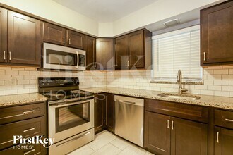 9946 MacKenzie Rd in Affton, MO - Building Photo - Building Photo