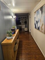 222 7th St, Unit 105 in Santa Monica, CA - Building Photo