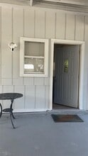 1866 9th Pl in Vero Beach, FL - Foto de edificio - Building Photo