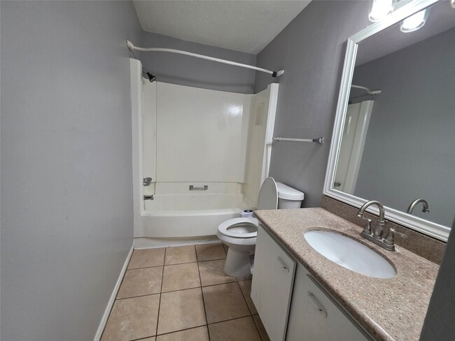 property at 1015 Western Hills Dr