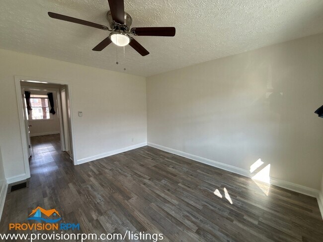 2916 Cornwall Rd in Dundalk, MD - Building Photo - Building Photo