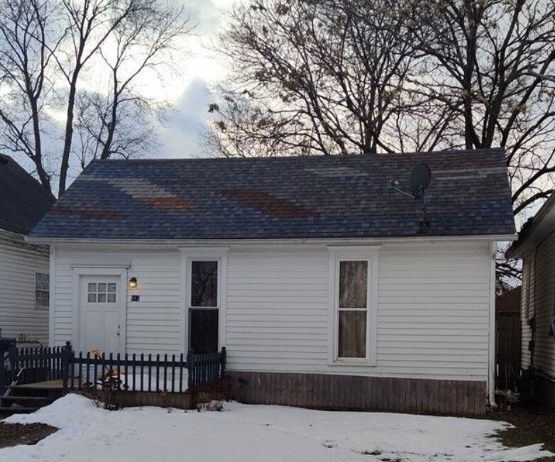 912 Willow Ave in Toledo, OH - Building Photo