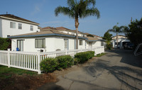 2649-2659 Orange Ave in Costa Mesa, CA - Foto de edificio - Building Photo