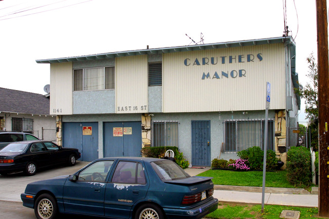 Caruthers Manor in Long Beach, CA - Building Photo - Building Photo