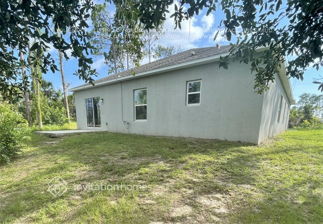 2090 Sadnet Ln in North Port, FL - Building Photo - Building Photo