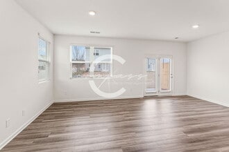 303 Aldgate Wy in Cartersville, GA - Building Photo - Building Photo