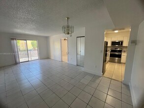 4721 NW 7th St in Miami, FL - Building Photo - Building Photo