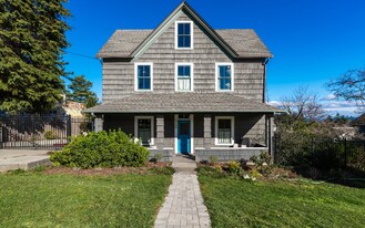 1104 Madison St in Port Townsend, WA - Building Photo