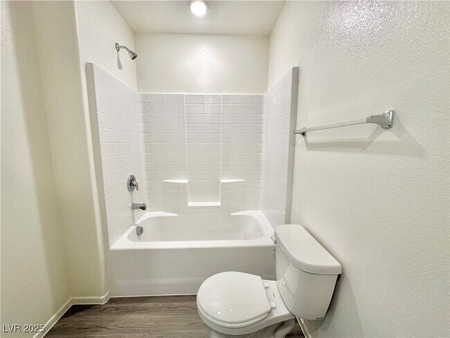 property at 5003 Chapin Mesa Ave