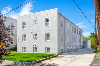 324 61st St NE in Washington, DC - Foto de edificio - Building Photo