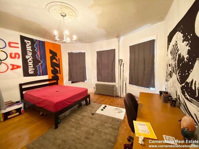 55 Hillside St, Unit #2