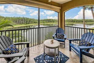 9572 Trevi Ct in Naples, FL - Building Photo