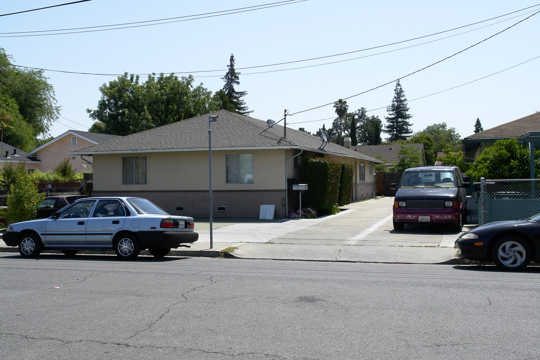 232 2nd Ave in Redwood City, CA - Foto de edificio