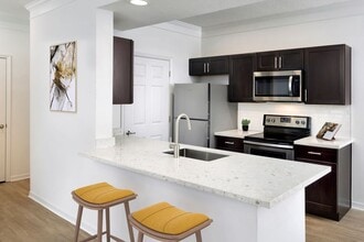 Camden Preserve in Tampa, FL - Building Photo - Interior Photo