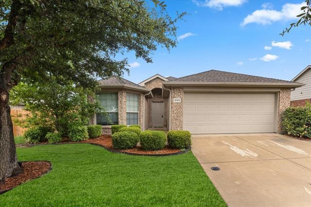 2006 Robincreek Cove in Forney, TX - Foto de edificio