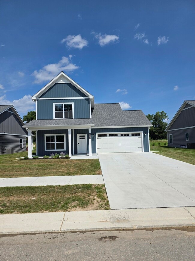 property at 8236 Oak Shade Cir