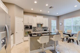 8219 Country Park Way in Sarasota, FL - Building Photo - Building Photo