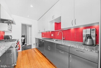 4838 Drummond Ave in Chevy Chase, MD - Building Photo - Building Photo