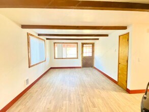 1448 NW Galveston Ave in Bend, OR - Foto de edificio - Building Photo