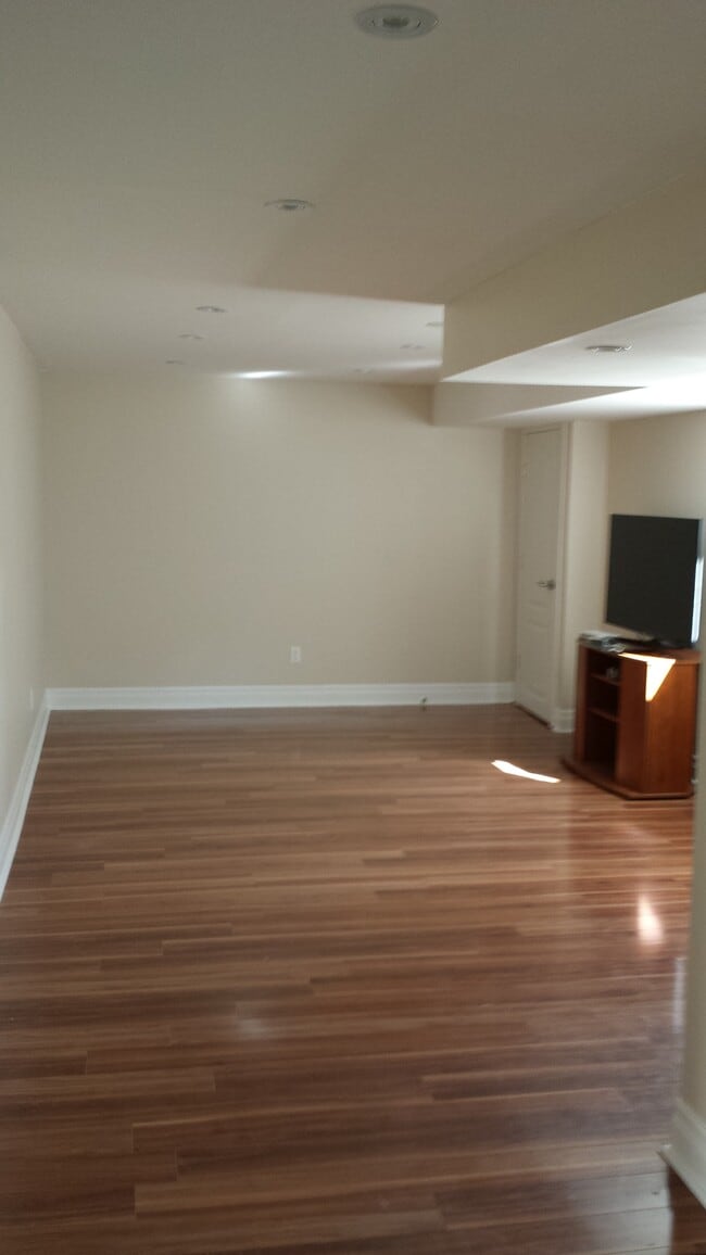 34 Ryder Cres in Ajax, ON - Building Photo - Building Photo