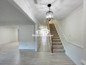 1004 Tottenham Ln in Virginia Beach, VA - Building Photo - Building Photo