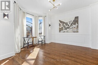 110 Cowan Ave in Toronto, ON - Building Photo - Building Photo