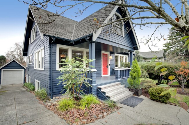 357 29th Ave in Seattle, WA - Building Photo - Building Photo