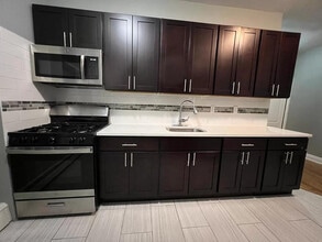 22 Redwood Ave in Paterson, NJ - Building Photo - Building Photo