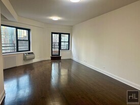 EAST 57 STREET, Unit PHB in New York, NY - Building Photo