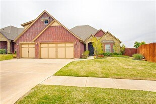13609 Gentry Dr in Oklahoma City, OK - Building Photo