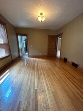 562 S 26th Ave in Omaha, NE - Building Photo - Building Photo