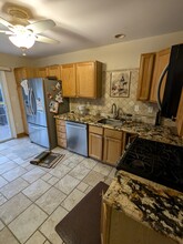 12 Ardmore Pl in East Brunswick, NJ - Building Photo - Building Photo