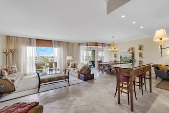 19925 NE 39th Pl in Aventura, FL - Building Photo - Building Photo