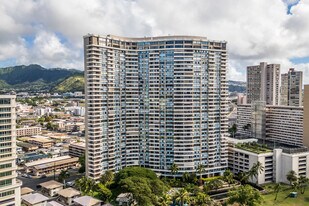 Marco Polo in Honolulu, HI - Building Photo