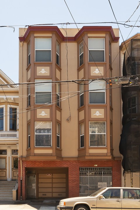 565 Page St in San Francisco, CA - Building Photo