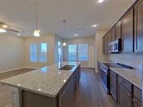 5476 Sandstone Dr in Garland, TX - Building Photo - Building Photo