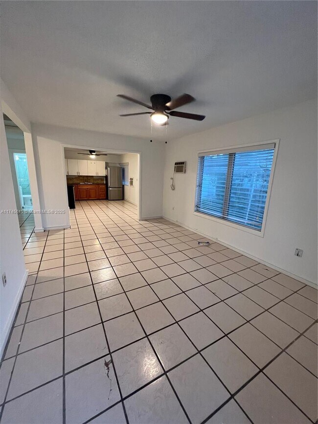 6738 SW 14th St, Unit 0 in Miami, FL - Building Photo - Building Photo