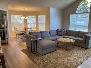 948 Bird Bay Ct in Lake Mary, FL - Foto de edificio - Building Photo