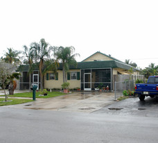 1924-1926 Roosevelt St Apartments